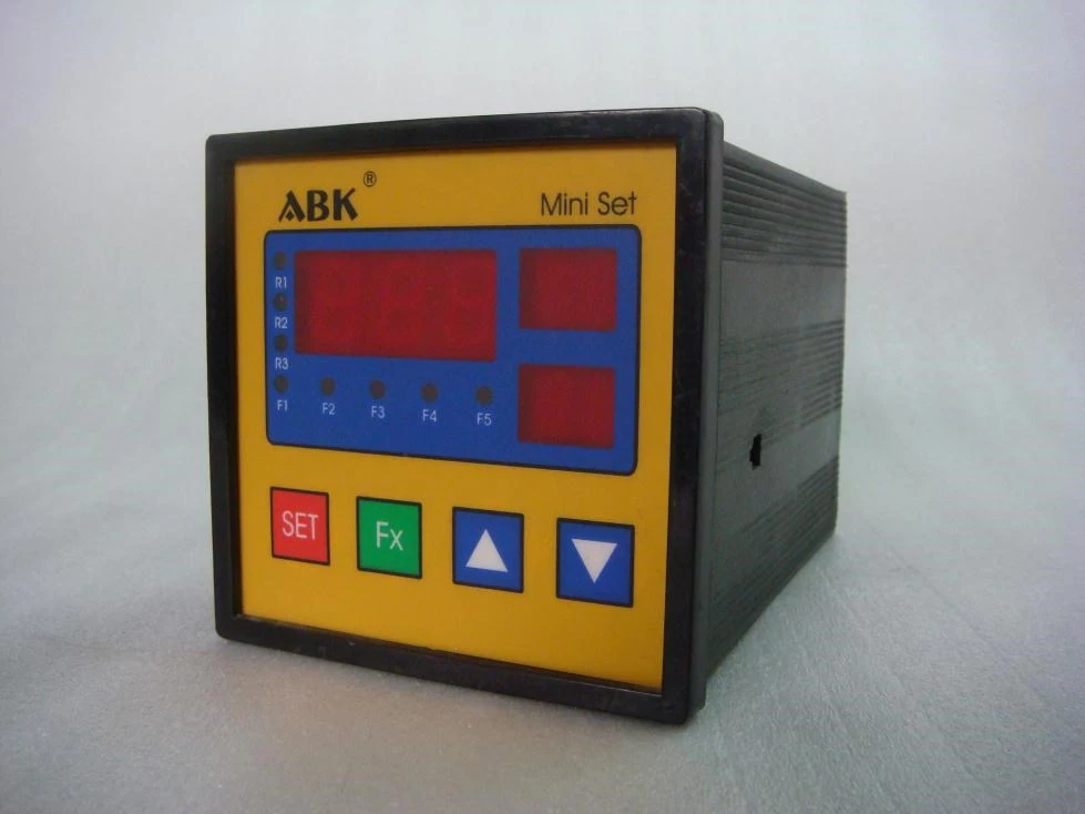 1020 Palet Akım Ve Sıcaklık Mini Kontrolörü
